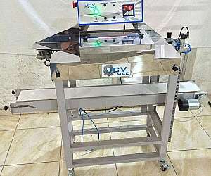 Máquina seladora com esteira Máquina seladora com esteira